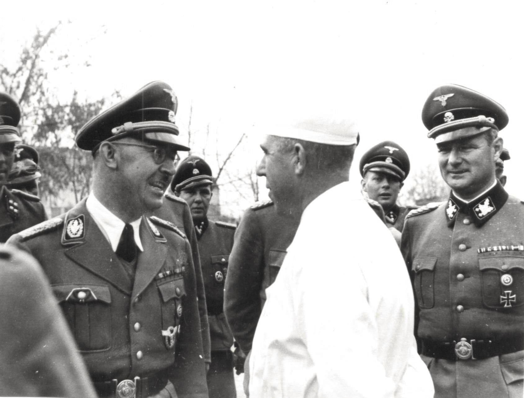 30070588_4513091624056_1542572105_o